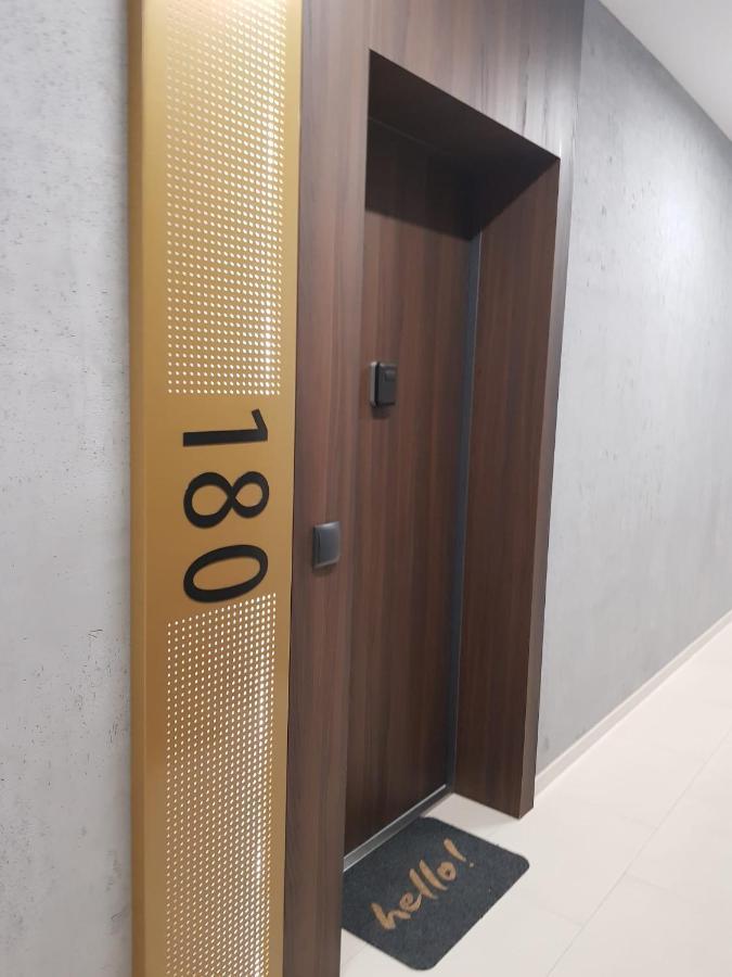 Apartament Old Town Wes Quality Suite Poznań Eksteriør billede